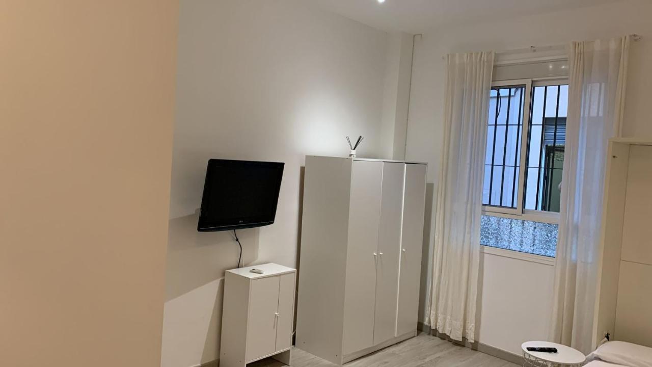 Estupendo Estudio Al Lado De Plaza La Merced Málaga Extérieur photo