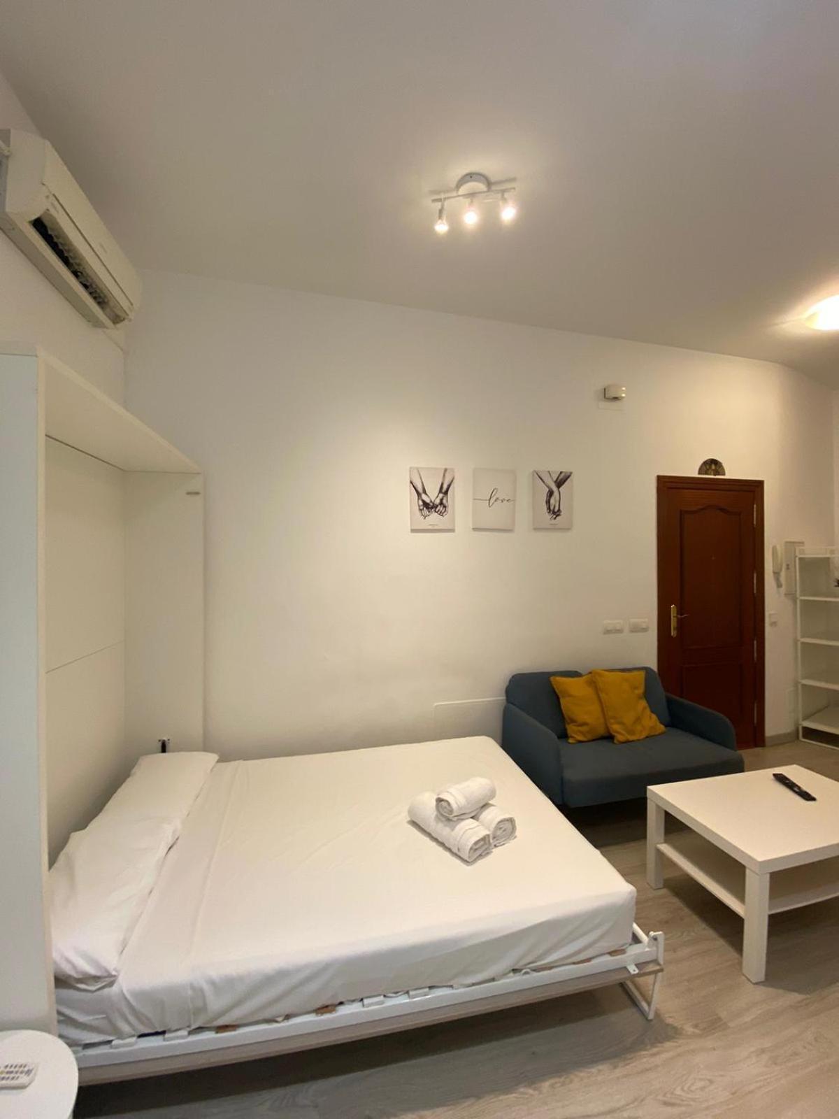 Estupendo Estudio Al Lado De Plaza La Merced Málaga Extérieur photo